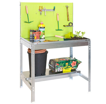 Black Friday es el boom de las rebajas significativas en miles de artículos aplicadas tanto en tiendas físicas como en el sector de la venta online, de hecho en España son numerosas las tiendas en línea que se unen a tan esperada fecha para lanzar sus marcas y productos. De ahí que Mobiliariodeexteriores.com sí que se ha preparado con un amplio listado de muebles para jardín y terraza con hasta el 38% de descuento, para que nadie se quede sin darse un gustico poniendo a punto esas zonas exteriores que tanto se disfrutan en verano.